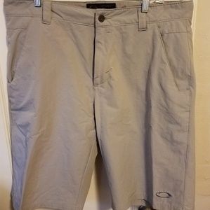 Oakley grey golf shorts